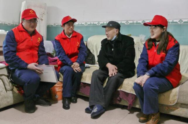 公司黨委走訪(fǎng)慰問(wèn)駐地困難群眾